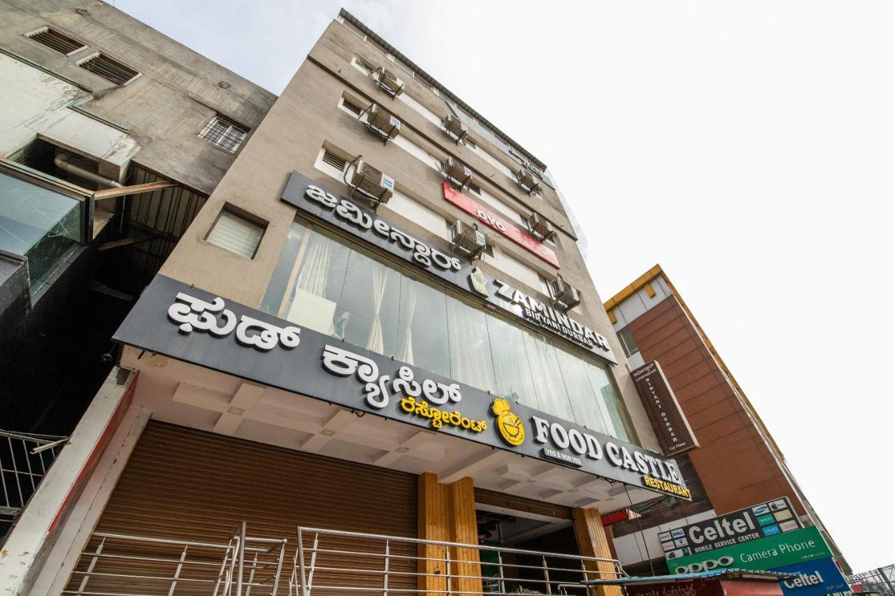 Oyo 68189 Durga Deluxe Hotel Bengaluru Kültér fotó